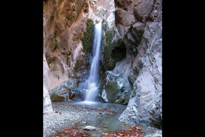 دره گلم ؛ آبشاری حیرت‌انگیز در دل جیرفت