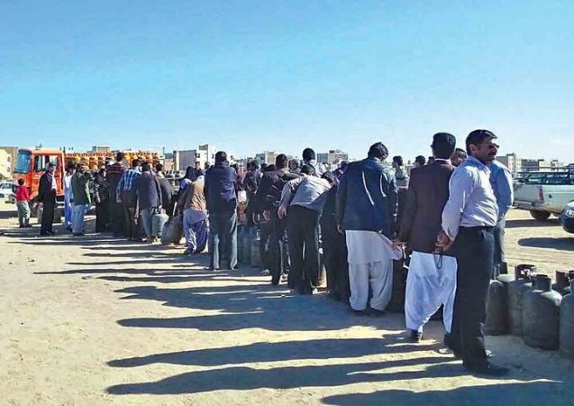 صف کپسول گاز در جنوب کرمان