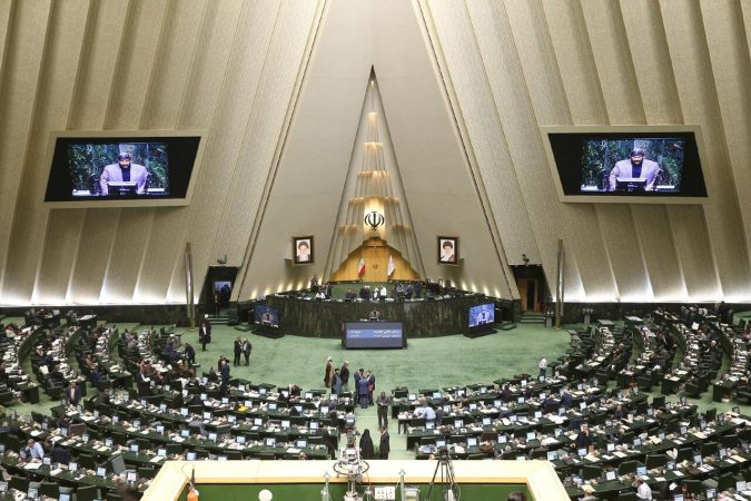 شنبه ها تعطیل می شود؟/ یک گام تا افزایش تعطیلات آخر هفته و کاهش ساعت کاری